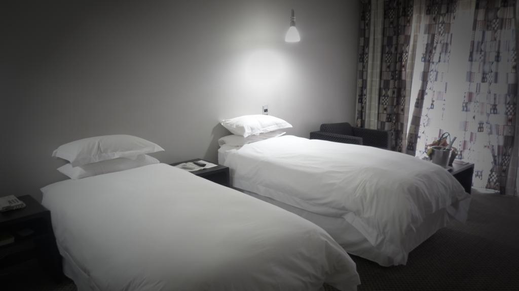 Black Mountain Leisure And Conference Hotel Groothoek Eksteriør billede